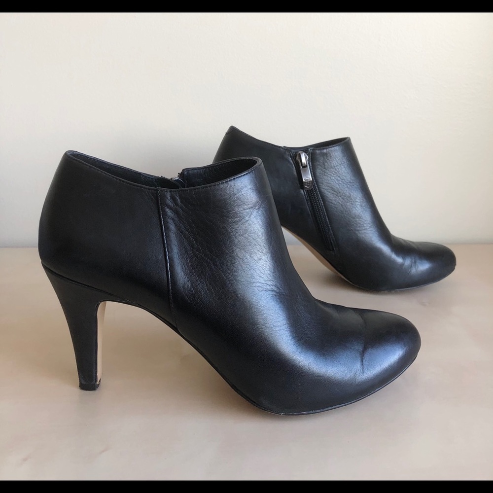 Vince Camuto Vive Ankle Heel Leather Booties